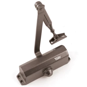 Yale MP522 – hydraulický samozatvárač dverí hnedý
