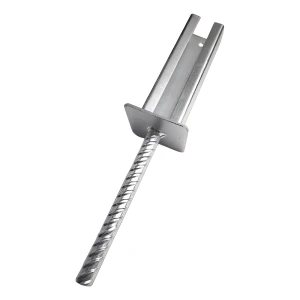 Pätka na plotový stĺpik 60×40 mm s prútom Ø20 mm – pozinkovaná